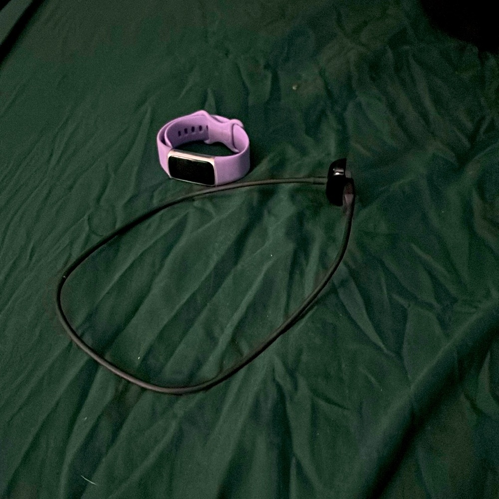 Fitbit Charge 5